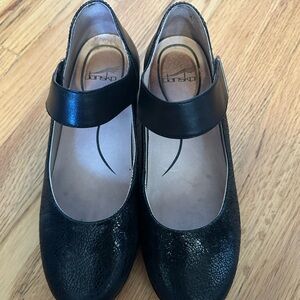 Dansko ergonomic Mary Janes
